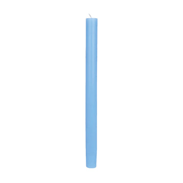 licht blauwe kaars op witte achtergrond